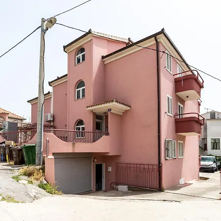 Linda - Apartman